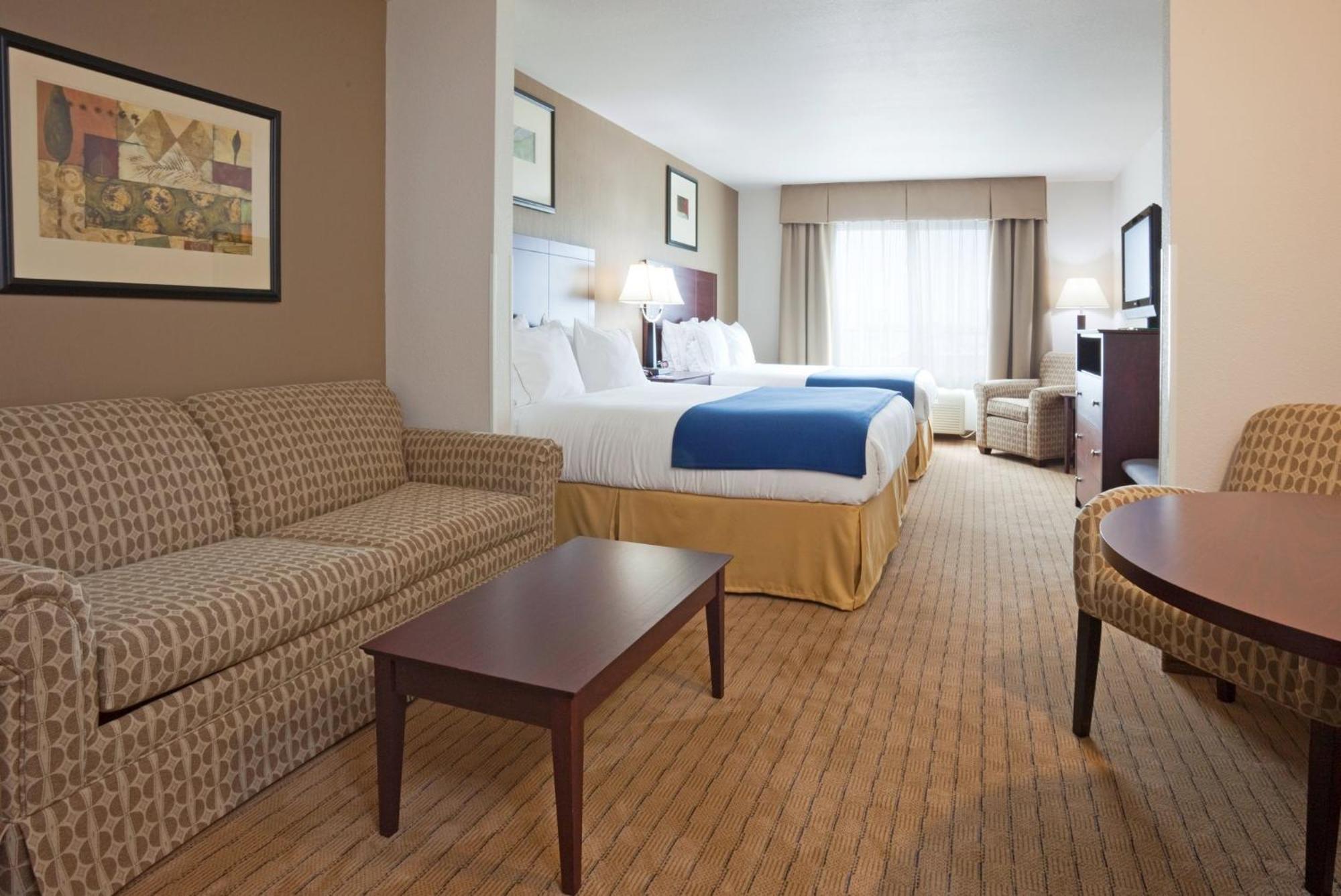 Holiday Inn Express Hotel & Suites Antigo By Ihg Екстер'єр фото
